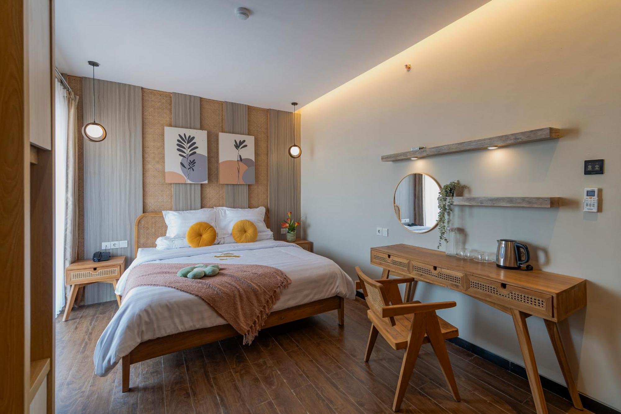 Stay.Vie Hotel Surabaya Exteriör bild